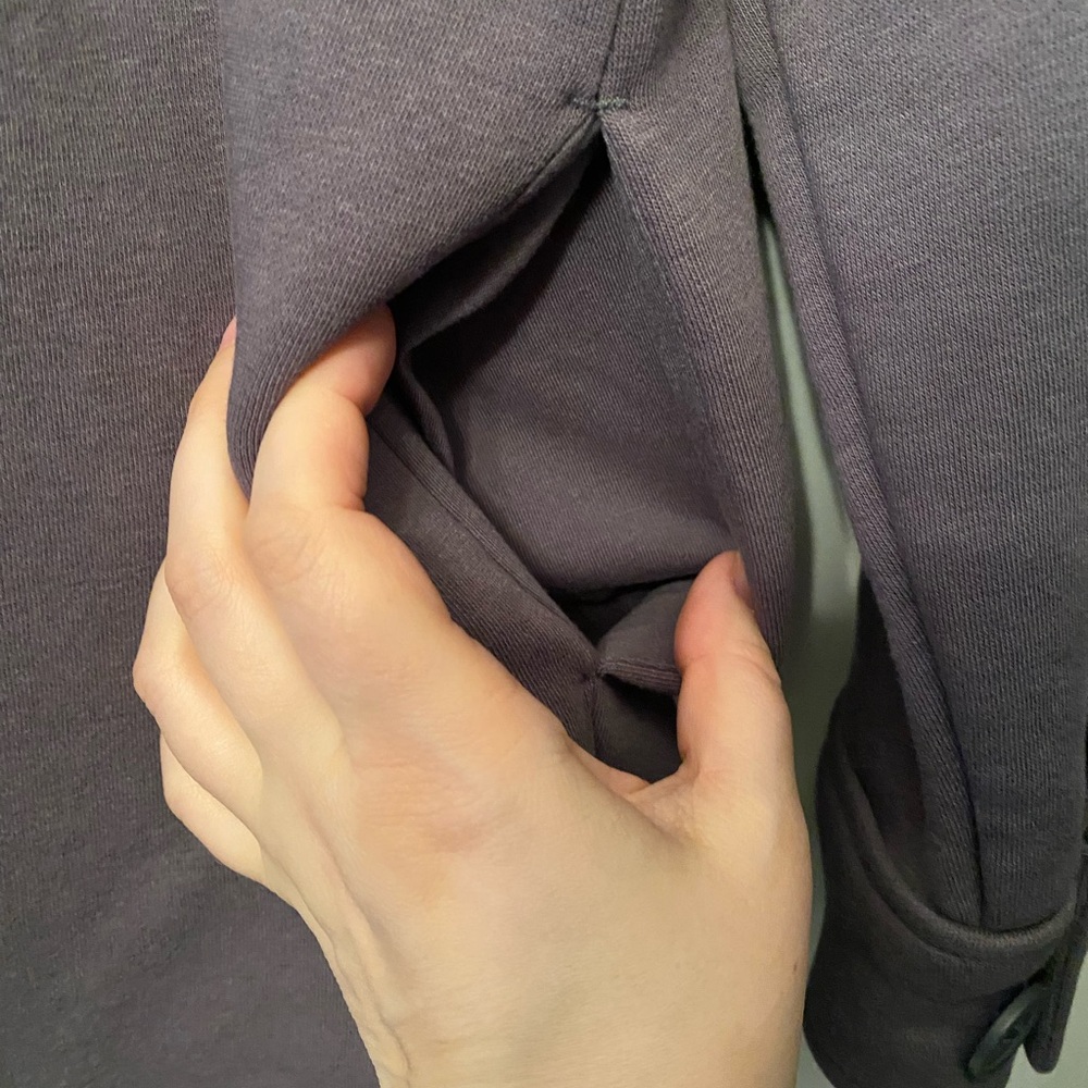 LAZYPANTS- Stylish Gray Button-Up Shacket - Picture 11 of 13